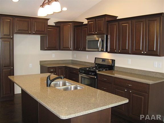 3rd image of 2520 W Stonehenge Ct