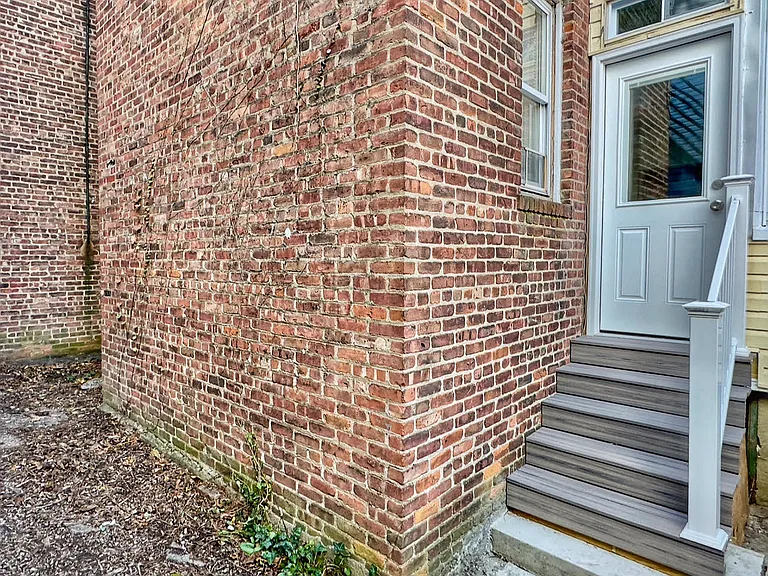 50 Saint Pauls Ave #1L — Photo 3