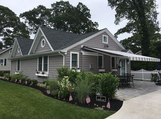 7 Valandora Ct, Spring Lake, NJ 07762