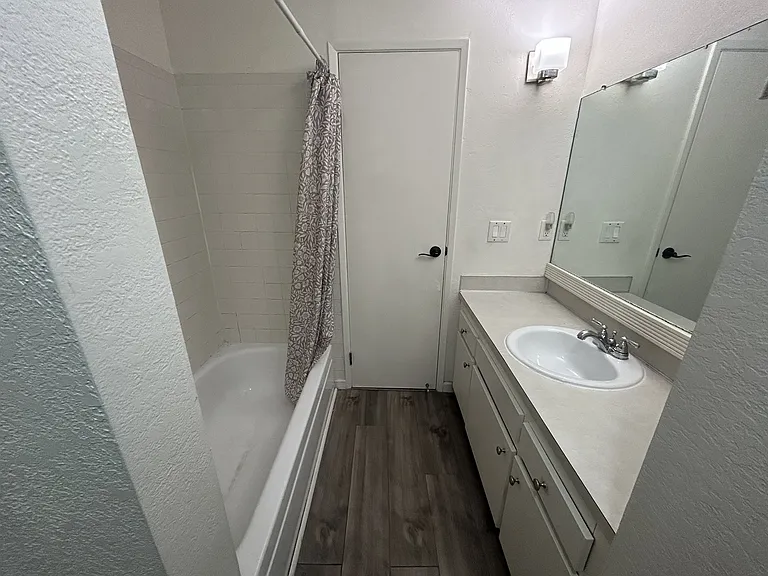 13680 NE 69th St #646 — Photo 9