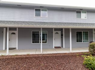 1150 Hemlock St #A3, Florence, OR 97439