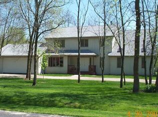 32863 Deer Ridge Dr, Wilmington, IL 60481