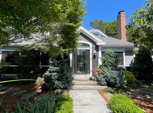 75 Franklin St, Provincetown, MA 02657