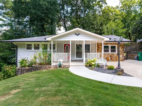 2989 Vine Cir, Decatur, GA 30033
