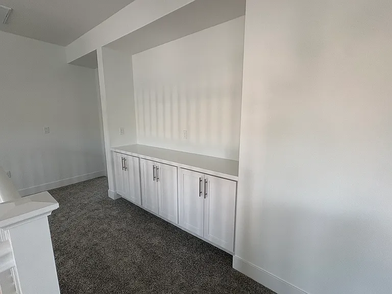 7966 Lamplight Dr — Photo 43