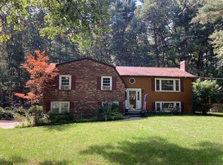 26 Nutting Rd, Westford, MA 01886