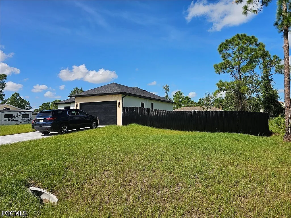 3 bed, 2.0 bath, 1513 sqft, $2,500 — Photo 2