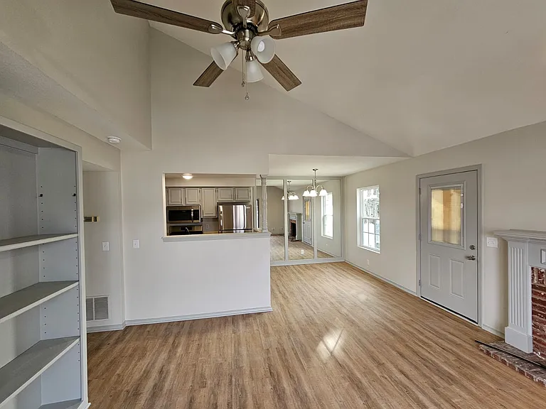 1717 S Cypress St #222 — Photo 6