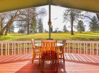 19980 Pleasantview Dr, Groveland, CA 95321