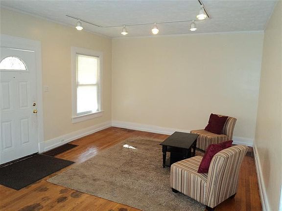 2nd image of 730 Greenlawn Ave