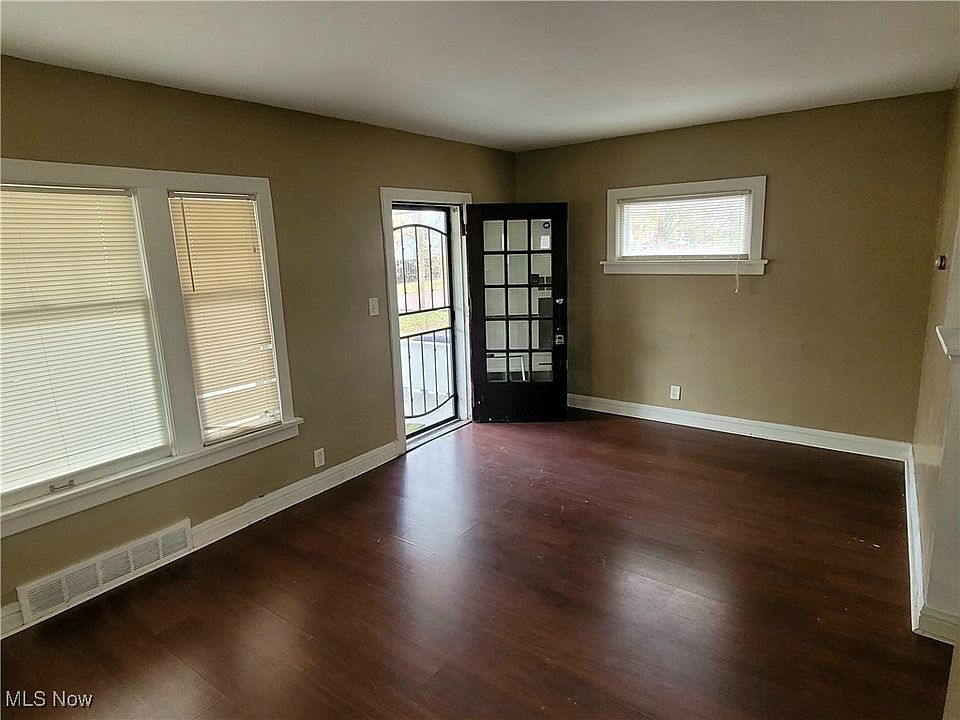 11808 Jesse Ave, Cleveland, OH 44105 | Zillow