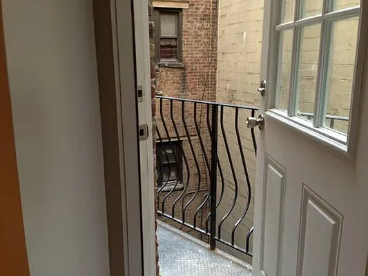 Rented by Premier Metro Realty Corp | media 28