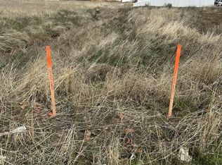 22500 Mariposa Rd #83, Tehachapi, CA 93561