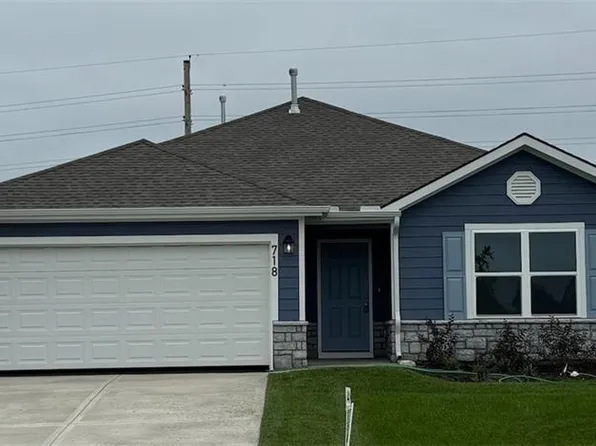 718 Bentley Dr, Belton, MO 64012