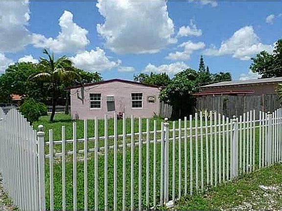 4th image of 12505 NW 1st Ave