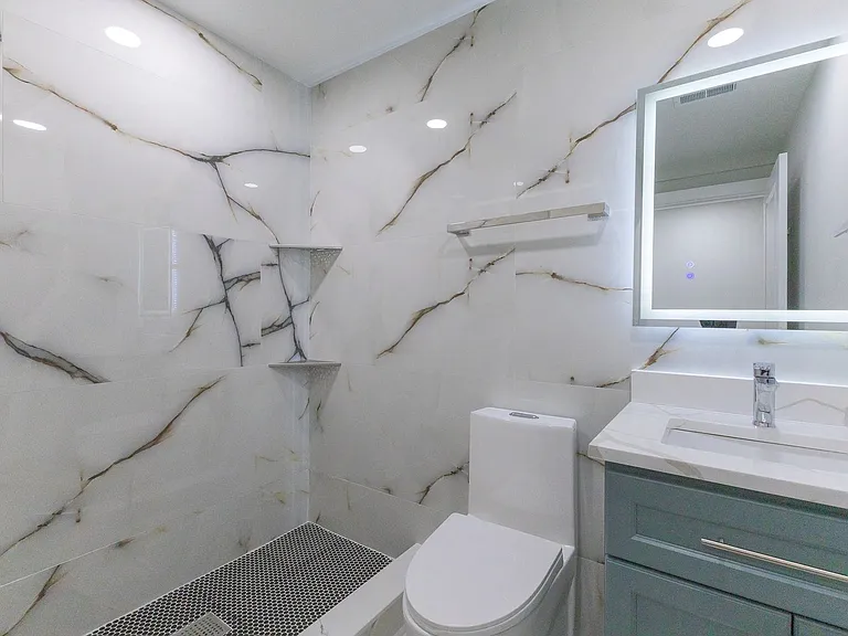122 E Cumberland St — Photo 23