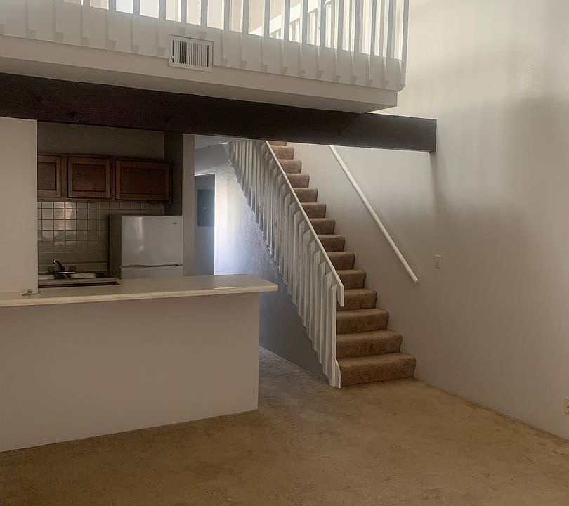 1st image of 57 Village Ct #62
