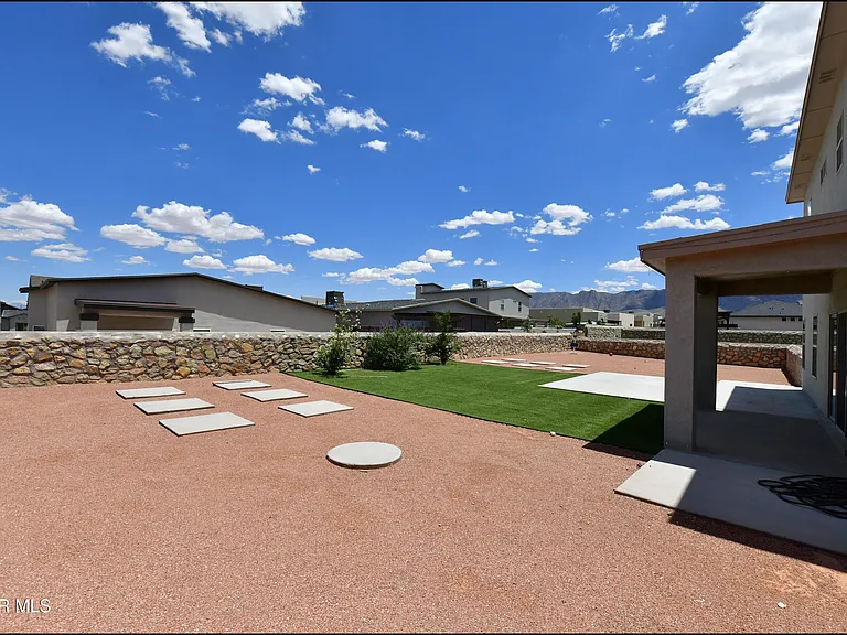 2358 Enchanted Gem Pl — Photo 53