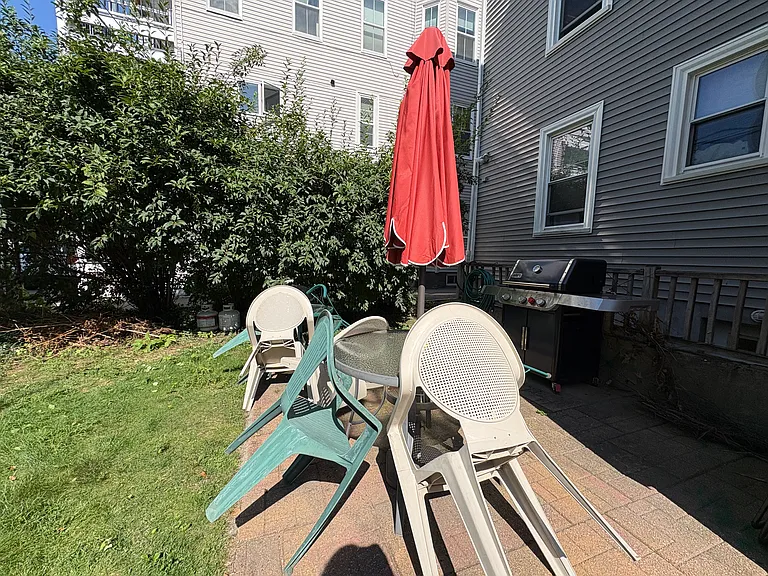 367 Cardinal Medeiros Ave #1 — Photo 7