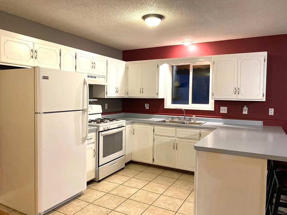 1st image of 25950 Rum River Dr NW