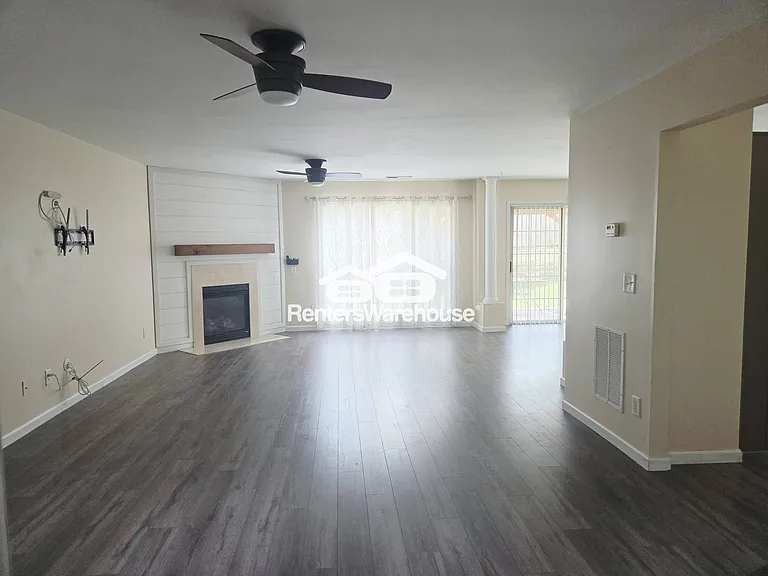 528 Highland Falls Dr — Photo 2
