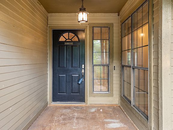 5th image of 6005 Sun Vista Dr