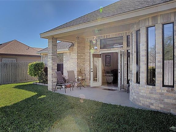 5th image of 2824 Grayson Ave