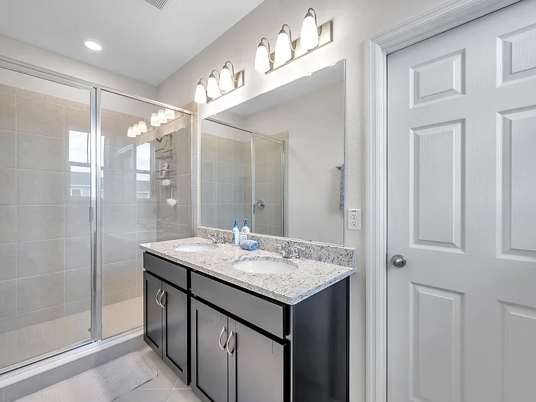 4966 Avalon Park Blvd — Photo 40