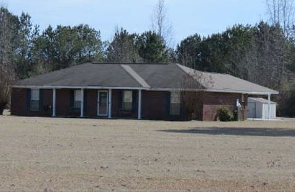 3rd image of 65 Laurie Ln
