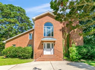 132 Robanna Dr, Seaford, VA 23696