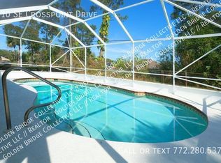 210 SE Crosspoint Dr, Port Saint Lucie, FL 34983