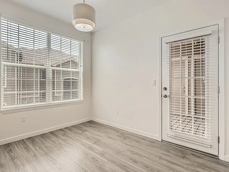 9185 Wilde Ln #301 — Photo 9