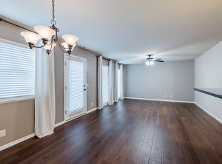 6007 Laroche Rd, Lincoln, NE 68526