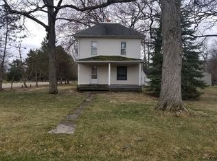 3601 Woodlawn Rd, Sterling, IL 61081