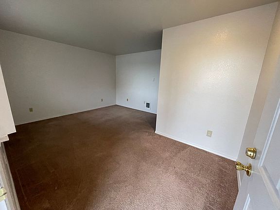 4th image of 4504 76th St NE APT 9