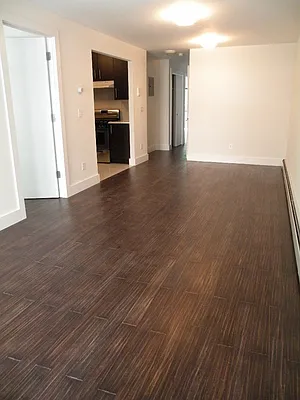 Rented by Vertex Realty Group LLC | media 9