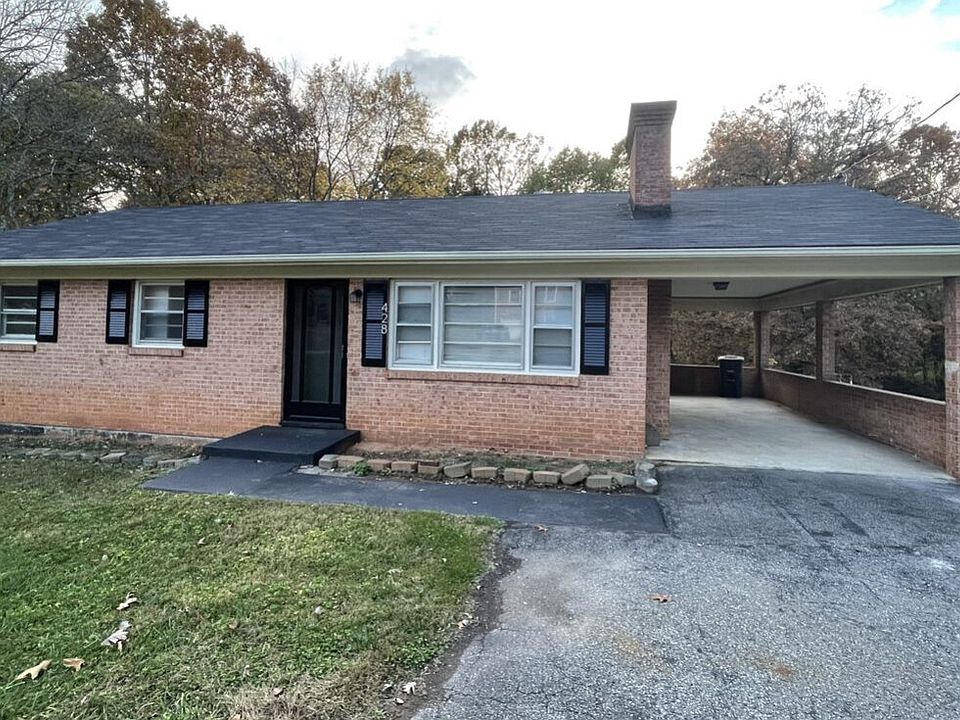 1st image of 428 Woodland Cir