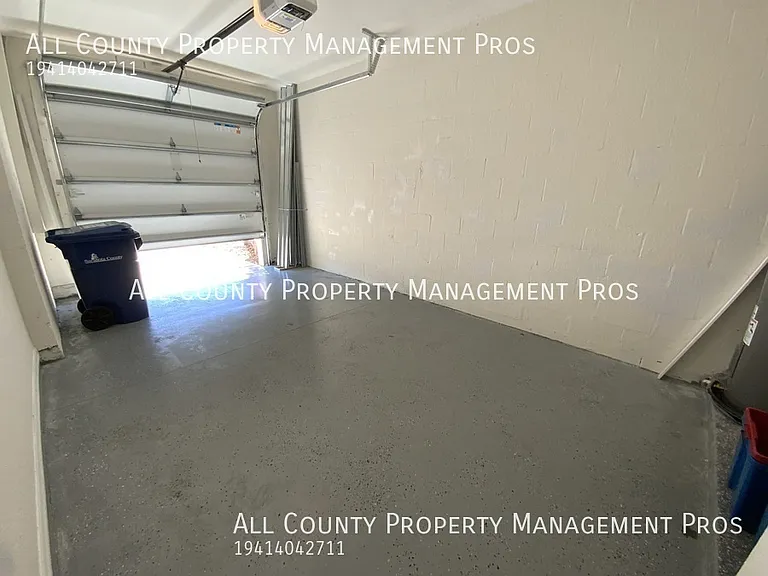 4464 Aqua Mirage St — Photo 15