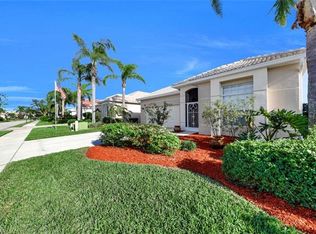 2068 Oxford Ridge Cir, Lehigh Acres, FL 33973