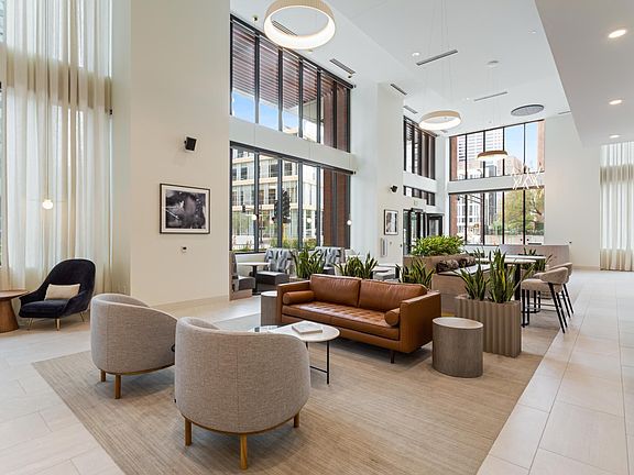 4th image of 270 E Hennepin Ave #2104