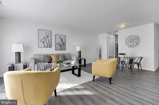3061 Hawthorne Dr NE #3061 — Photo 11
