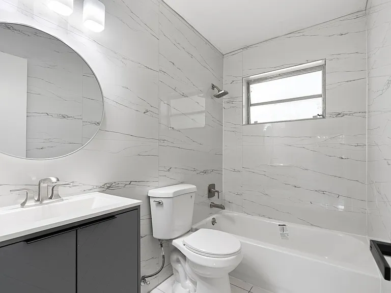 6125 SW 48th Ct #3 — Photo 7