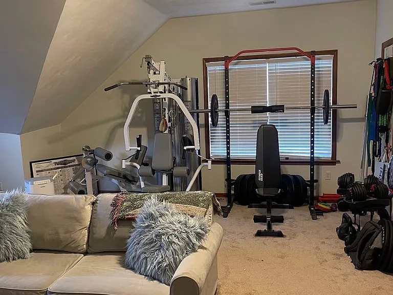 1117 Chipping Ct — Photo 3