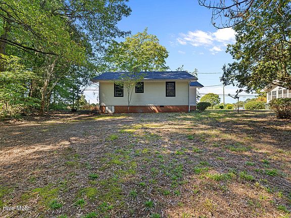3rd image of 6709 Garrett Road