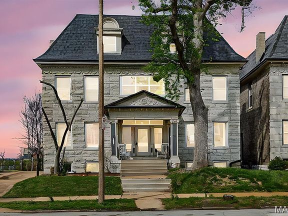 2nd image of 5137 Washington Pl