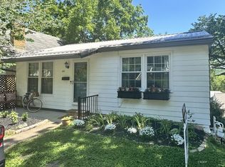 144 Grosvenor St, Athens, OH 45701