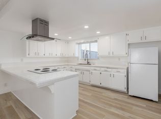 451-457 Palm Dr #451-A, Vista, CA 92084