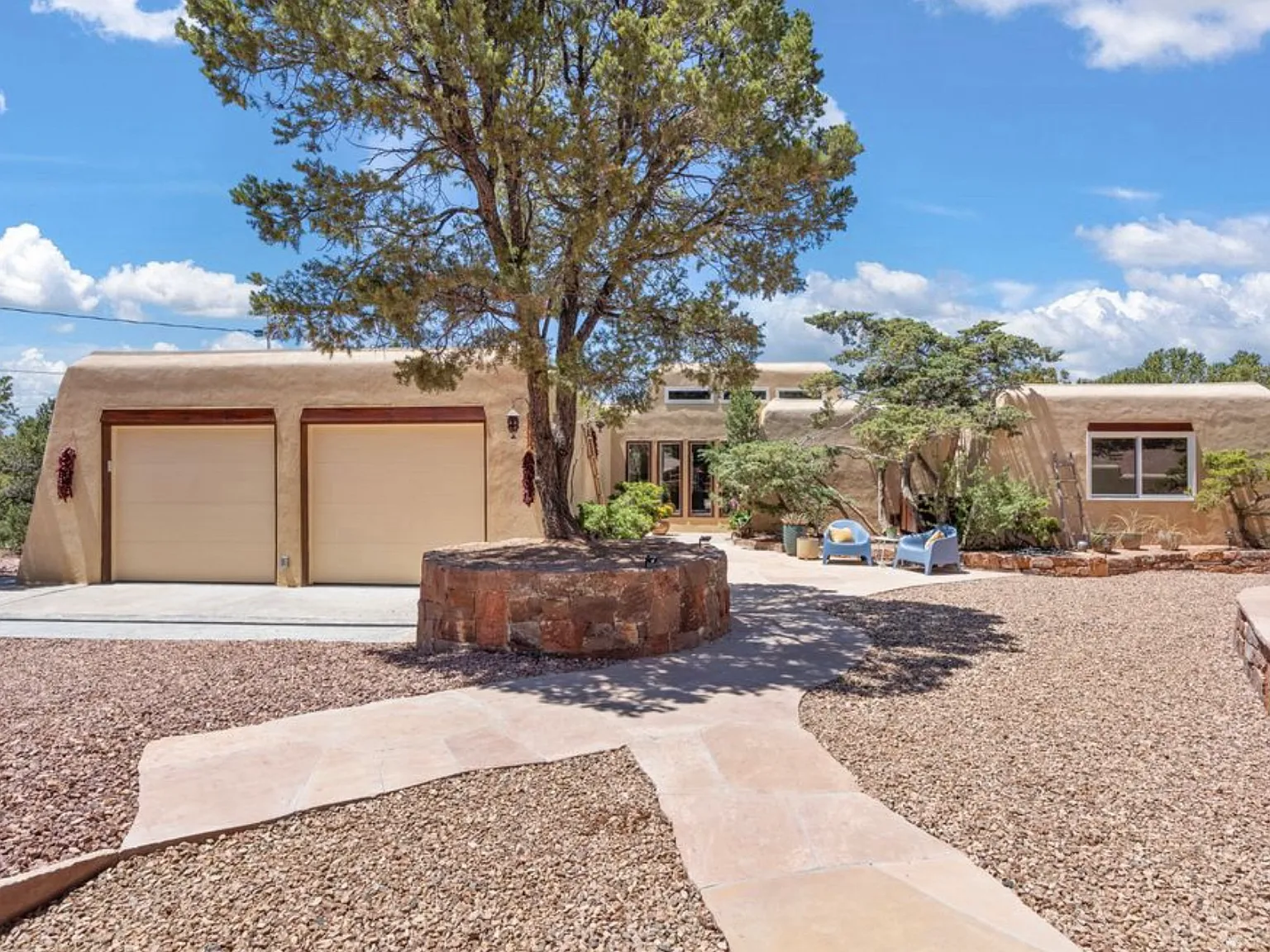 1094 Governor Dempsey Dr — Photo 3