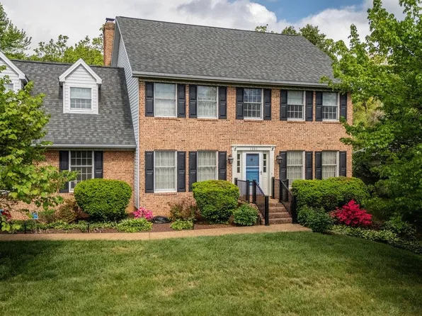 1381 Bluewater Rd, Harrisonburg, VA 22801