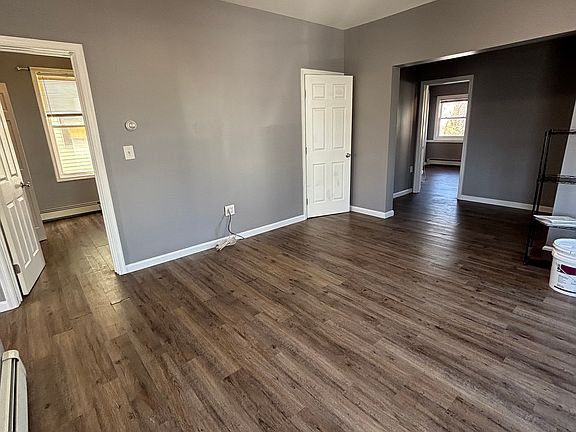 3rd image of 296 Hoboken Rd #1